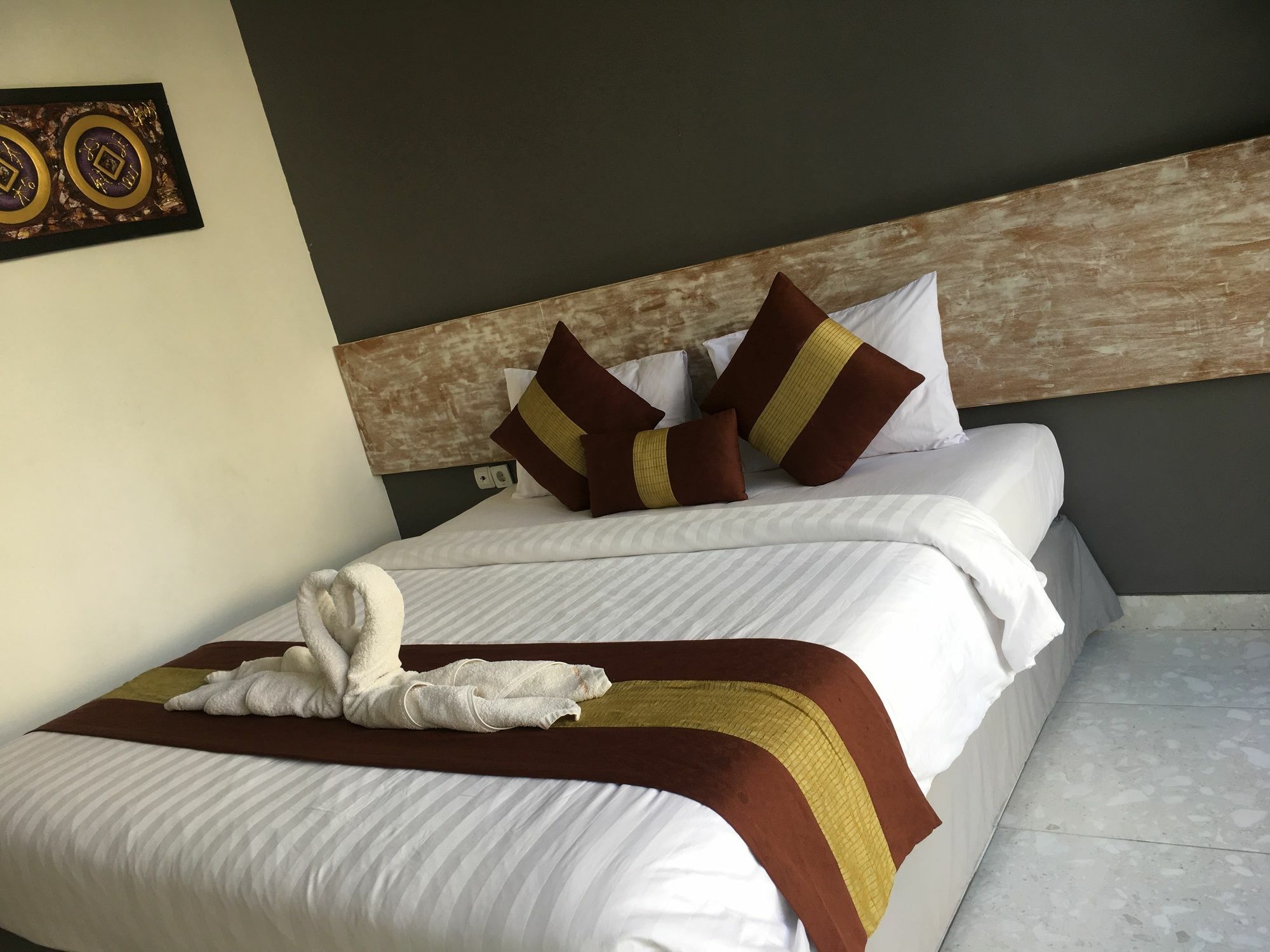 Sugiras Living Hotel Denpasa Buitenkant foto