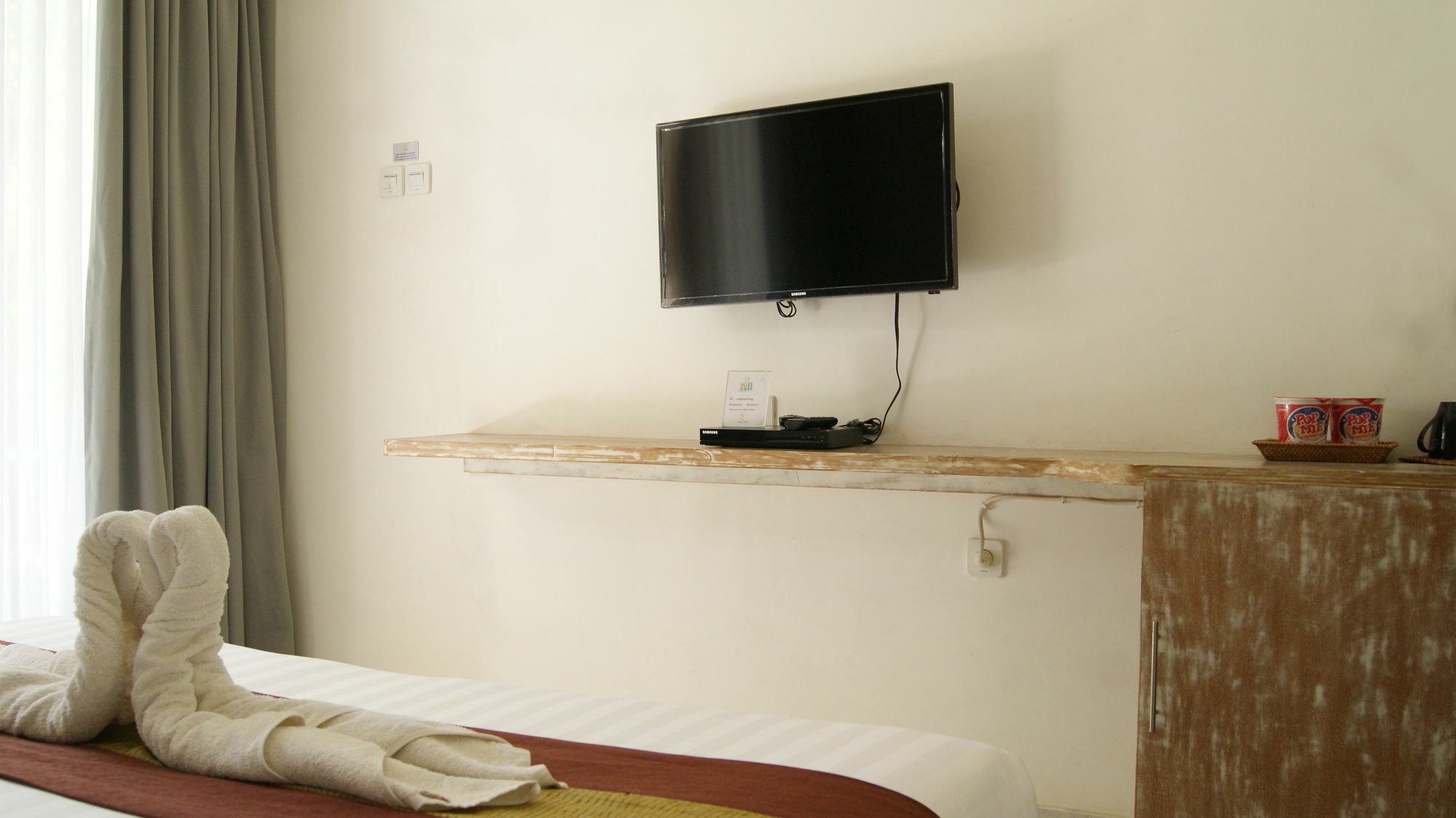 Sugiras Living Hotel Denpasa Buitenkant foto